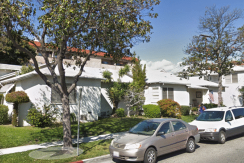 Beautiful Triplex Near Downtown Glendale